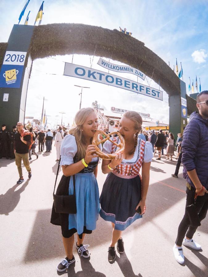 Oktoberfest On A Budget Munich Extérieur photo